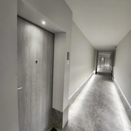 Cloud9 Great Apartment Bucharest